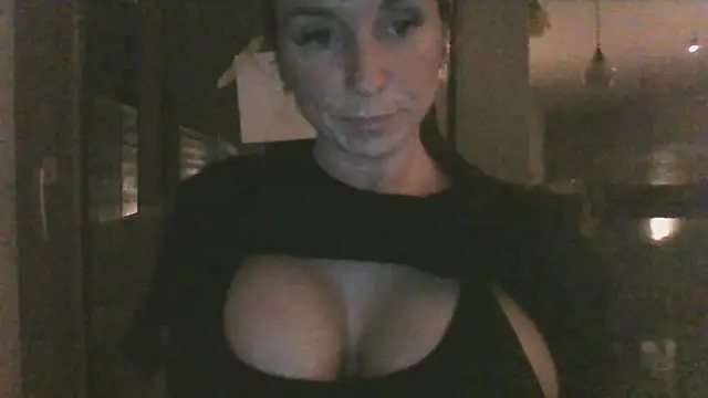 Snapshot of Justnani001 chatting on September 2025 08:46:01 PM Justnani001 online show from September 2025 08:46:01 PM