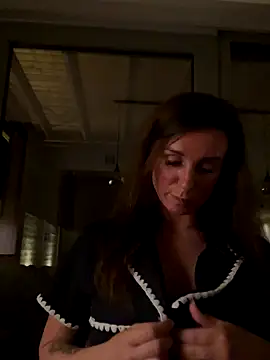 Snapshot of Justnani001 chatting on October 2025 09:37:02 PM Justnani001 online show from October 2025 09:37:02 PM