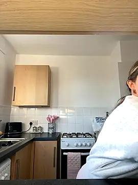 Goldiebaby online show from December 2025 01:39:01 PM