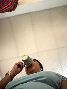 Snapshot of Sophie_Dreamss chatting on November 2025 07:18:01 PM Sophie Dreamss online show from November 2025 07:18:01 PM