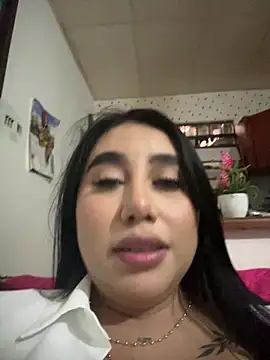 Snapshot of Sophie_Dreamss chatting on May 2026 07:37:02 PM Sophie Dreamss online show from May 2026 07:37:02 PM