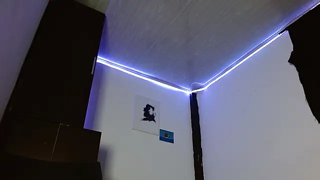 Emil prl online show from November 2025 07:47:02 PM