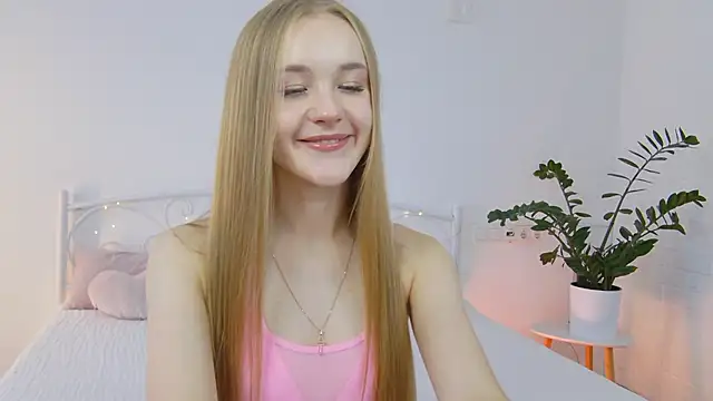 KumiKruz online show from October 2025 01:20:02 PM