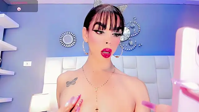 Snapshot of Naughty-sexy-girrl chatting on December 2025 05:32:01 PM Naughty-sexy-girrl online show from December 2025 05:32:01 PM