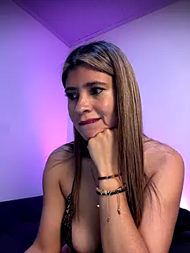 Snapshot of Skarlett_12_ chatting on October 2025 10:57:02 AM Skarlett 12 online show from October 2025 10:57:02 AM