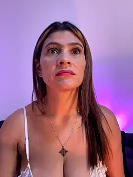 Snapshot of Skarlett_12_ chatting on November 2025 11:10:02 AM Skarlett 12 online show from November 2025 11:10:02 AM