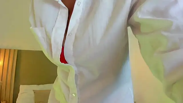 coral15  online show from November 2025 03:50:01 AM