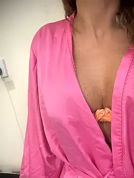 dubaichocc online show from September 2025 09:53:01 PM