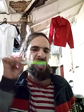 Snapshot of hairy_mannn chatting on October 2025 05:26:02 AM hairy mannn online show from October 2025 05:26:02 AM