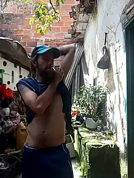 Snapshot of hairy_mannn chatting on October 2025 05:35:01 PM hairy mannn online show from October 2025 05:35:01 PM