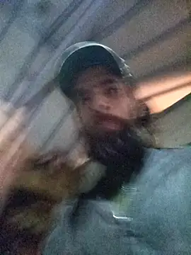 Snapshot of hairy_mannn chatting on November 2025 01:04:02 PM hairy mannn online show from November 2025 01:04:02 PM