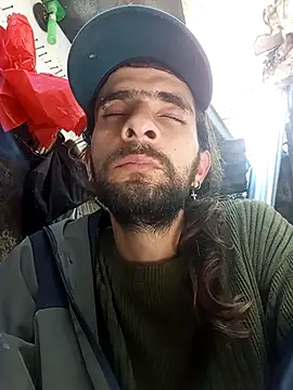 hairy mannn online show from December 2025 04:25:01 PM