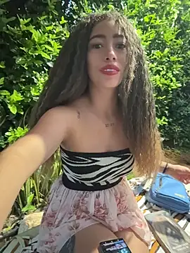 roxyrougee online show from May 2026 10:46:01 AM
