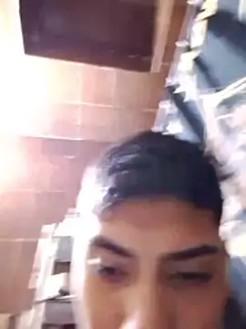 aispuro8505 online show from November 2025 04:50:02 PM