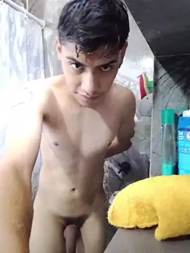 Snapshot of aispuro8505 chatting on May 2026 05:42:02 PM aispuro8505 online show from May 2026 05:42:02 PM