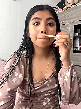 Snapshot of DianeSuns_ chatting on December 2025 06:59:02 PM DianeSuns online show from December 2025 06:59:02 PM