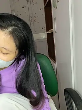  Mon 23 online show from December 2025 02:31:01 AM