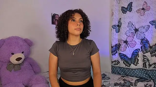 ViolettaMiller  online show from April 2026 10:10:02 PM