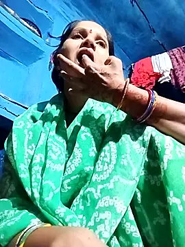 Jooli xx online show from September 2025 03:12:02 PM