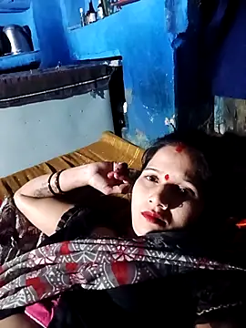 Jooli xx online show from October 2025 03:18:01 PM