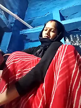 Jooli xx online show from November 2025 12:43:01 AM