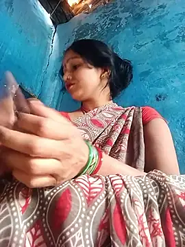 Jooli xx online show from March 2026 08:26:33 AM