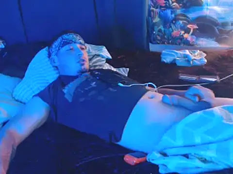 YoBlezz online show from November 2025 09:04:01 AM