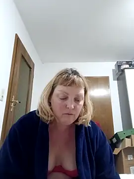 LiluLiluLilu online show from February 2026 10:42:01 PM