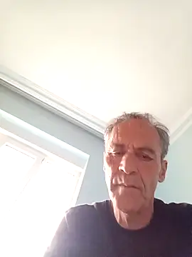 Snapshot of Meliwem12 chatting on April 2026 01:03:02 PM Meliwem12 online show from April 2026 01:03:02 PM