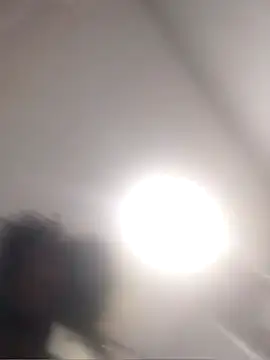 Louise Mattos online show from November 2025 07:23:02 PM