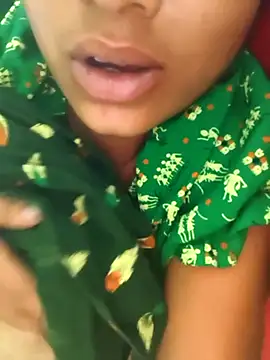 Snapshot of telugu_roja_099 chatting on October 2025 04:21:01 AM telugu roja 099 online show from October 2025 04:21:01 AM