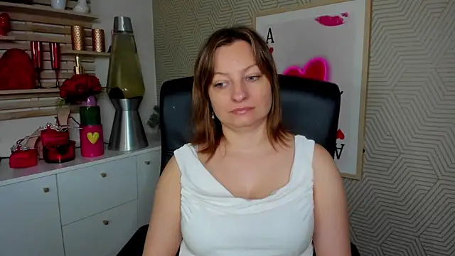 angelaSamt online show from April 2026 05:32:02 AM