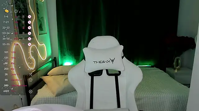 Alice Cire online show from December 2025 02:21:01 PM