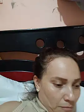 Snapshot of Amanda39 chatting on July 2026 09:32:02 PM Amanda39 online show from July 2026 09:32:02 PM