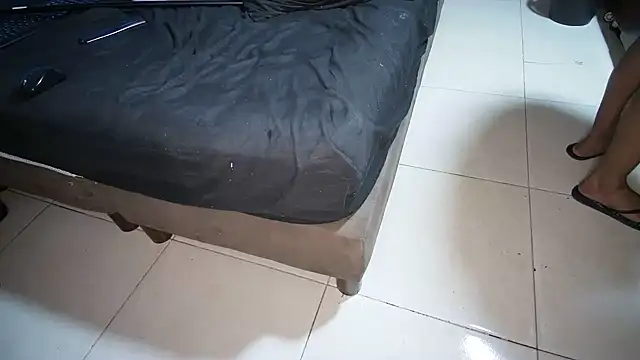 Snapshot of JoshuaMiller chatting on October 2025 08:31:02 PM JoshuaMiller online show from October 2025 08:31:02 PM