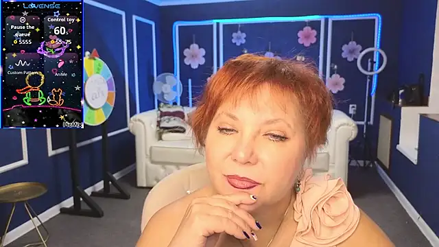 Snapshot of Kira_Kenett chatting on September 2025 07:01:01 AM Kira Kenett online show from September 2025 07:01:01 AM