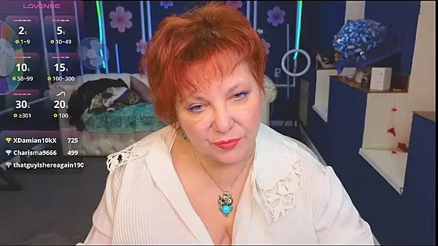 Snapshot of Kira_Kenett chatting on December 2025 07:03:02 AM Kira Kenett online show from December 2025 07:03:02 AM