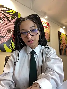 DaniCollinn  online show from March 2026 01:14:02 PM