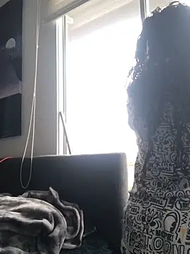 Paris 11 online show from November 2025 12:45:02 PM