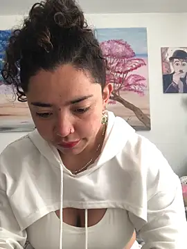 Paris 11 online show from November 2025 02:10:02 PM