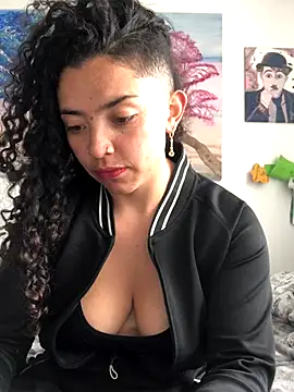 Paris 11 online show from November 2025 06:07:02 PM