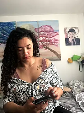 Paris 11 online show from November 2025 02:53:02 PM