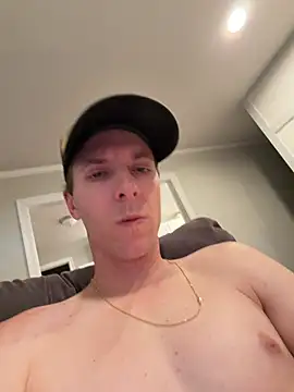 Snapshot of Badstepson33 chatting on June 2026 06:45:01 PM Badstepson33 online show from June 2026 06:45:01 PM