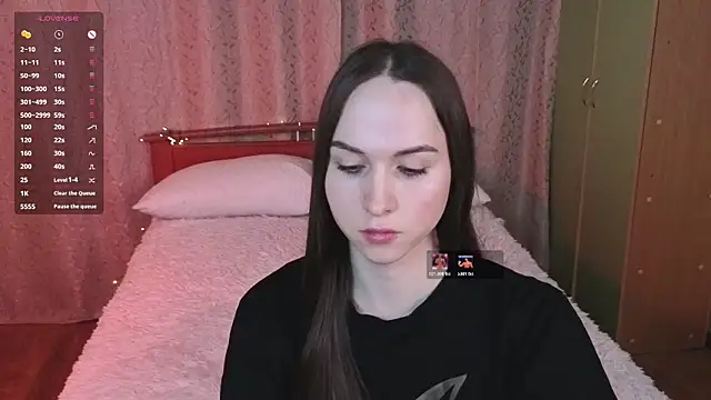 Angeel Kate online show from March 2026 04:47:01 PM