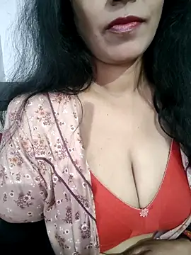 Snapshot of Deepa_Sharma143 chatting on November 2025 01:39:02 AM Deepa Sharma143 online show from November 2025 01:39:02 AM