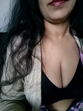 Snapshot of Deepa_Sharma143 chatting on December 2025 01:59:02 AM Deepa Sharma143 online show from December 2025 01:59:02 AM