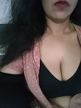 Snapshot of Deepa_Sharma143 chatting on July 2026 01:35:01 AM Deepa Sharma143 online show from July 2026 01:35:01 AM