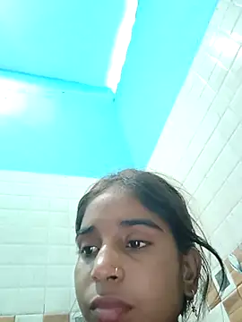 Hot-Soniya2 online show from November 2025 03:28:02 AM