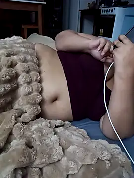 Snapshot of xlatinastar chatting on November 2025 12:12:01 AM xlatinastar online show from November 2025 12:12:01 AM