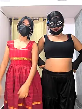 Family02 online show from February 2026 06:56:01 PM